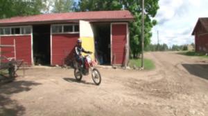 Keppareita ja motocross-temppuja: 07.09.2018 02.00