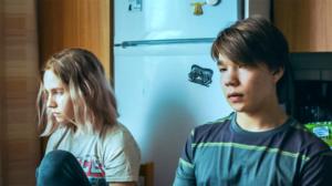 Uusi Kino: Kylkiäinen (12): 02.10.2018 00.01