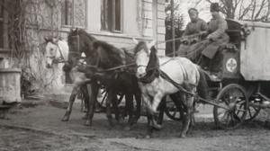 1914 Ambulanssit saapuvat rintamalle: 24.01.2019 17.20