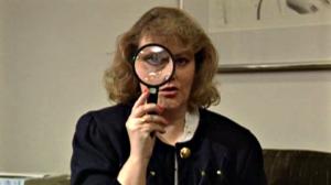Marita Jurva esittelee yksityisetsivän työvälineitä (S): 14.03.2019 00.01
