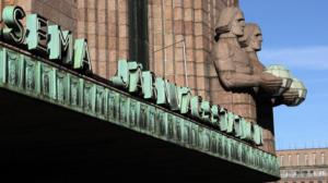 Svenska Yle live: Tågen stod stilla i Helsingfors: 01.04.2019 11.40
