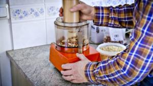 EU valmistelee lakia, jonka mukaan kaikki koneet pitää voida korjata: 02.04.2019 10.36