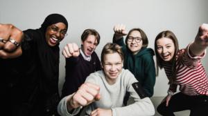 Uutisluokan suora lähetys: 25.04.2019 12.25