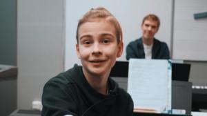 Prahan-matka ja musiikinteoriaa: 10.05.2019 00.01
