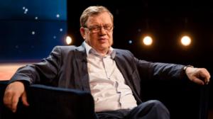 Ministeri Christoffer Taxellia on kutsuttu suomenruotsalaisten kummisedäksi: 15.06.2019 09.00