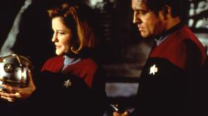 STAR TREK: VOYAGER (7) - Kadoksissa