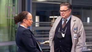 Chicago Med (12) - Some Things Are Worth the Risk
