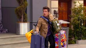 iCarly (S) - iFind Spencer Friends
