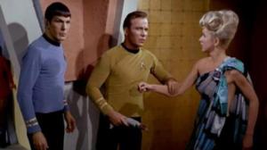 STAR TREK (7) - Maailmanlopun makua