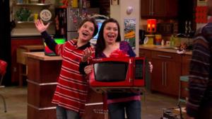 iCarly (S) - Tech Footit