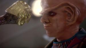 STAR TREK: DEEP SPACE NINE (7) - The Search Part 1