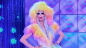 Huippu- drag queen haussa(Paramount+) - Huippu- drag queen haussa