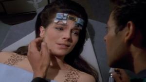 STAR TREK: DEEP SPACE NINE (7) - Invasive Procedures