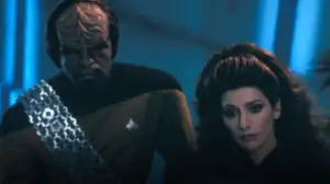 Star Trek - Uusi sukupolvi (7) - Outoja symboleita