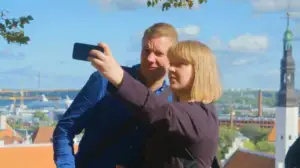 Lapsi tuntemattoman kanssa