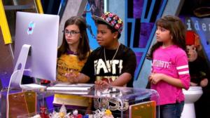 Game Shakers (7) - Friikkirobotti MeGo