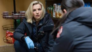 Chicago Fire (12) - A Couple Hundred Degrees
