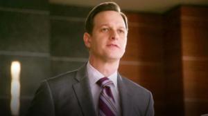 THE GOOD WIFE (12) - Kaksi rintamaa