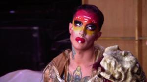 Huippu- drag queen haussa: Kulisseissa kuhisee(Paramount+) - Huippu- drag queen haussa: Kulisseissa kuhisee