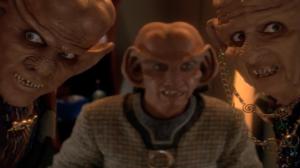 STAR TREK: DEEP SPACE NINE (7) - Perhesopu koetuksella
