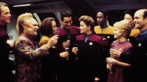 STAR TREK: VOYAGER (7) - Resolutions