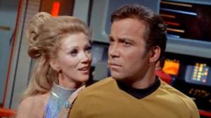 STAR TREK (7) - Troijuksen Elaan