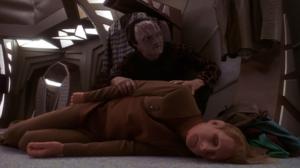 STAR TREK: DEEP SPACE NINE (7) - Yhteys katkeaa