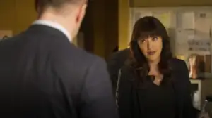 Blue Bloods (12) - Tie helvettiin