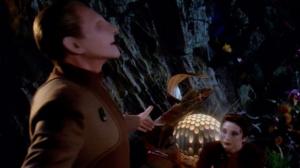 STAR TREK: DEEP SPACE NINE (7) - The Search Part 2