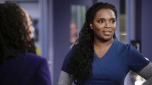 Chicago Med (12) - Mirror Mirror